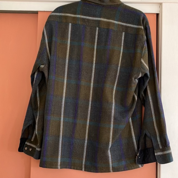 Vintage Flannel - Picture 4 of 4
